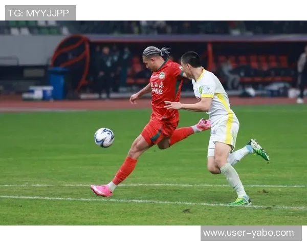 河南球迷热情高涨超21000人齐聚苏州助力足协杯决赛