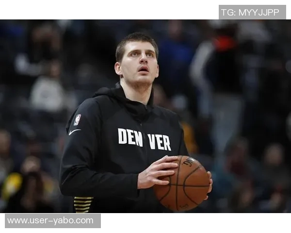 阿德尔曼分析约基奇表现上半场10分下半场30分的原因与调整能力