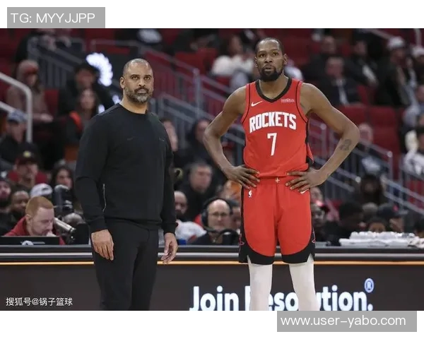 杜兰特谈背靠背比赛的重要性强调全队需从失利中反思与成长